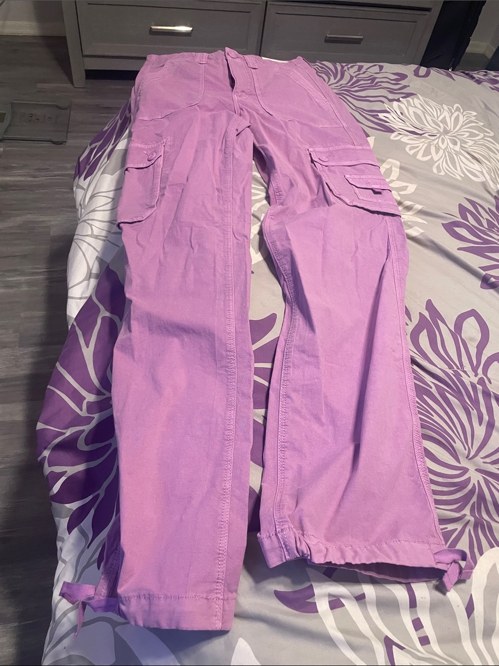 AE Lavender Cargo Pants - Light Purple 4